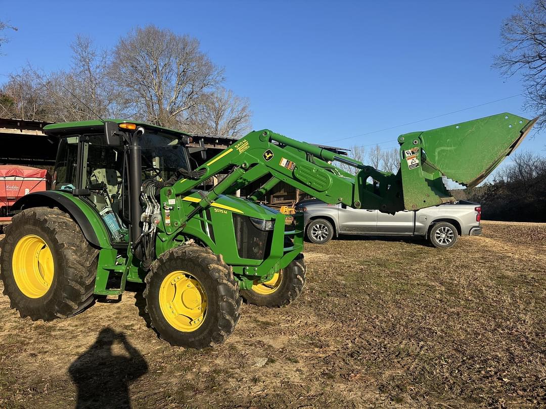 Image of John Deere 5075M Primary image