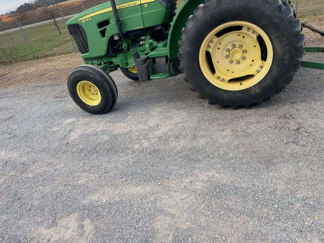 Image of John Deere 5075M equipment image 3