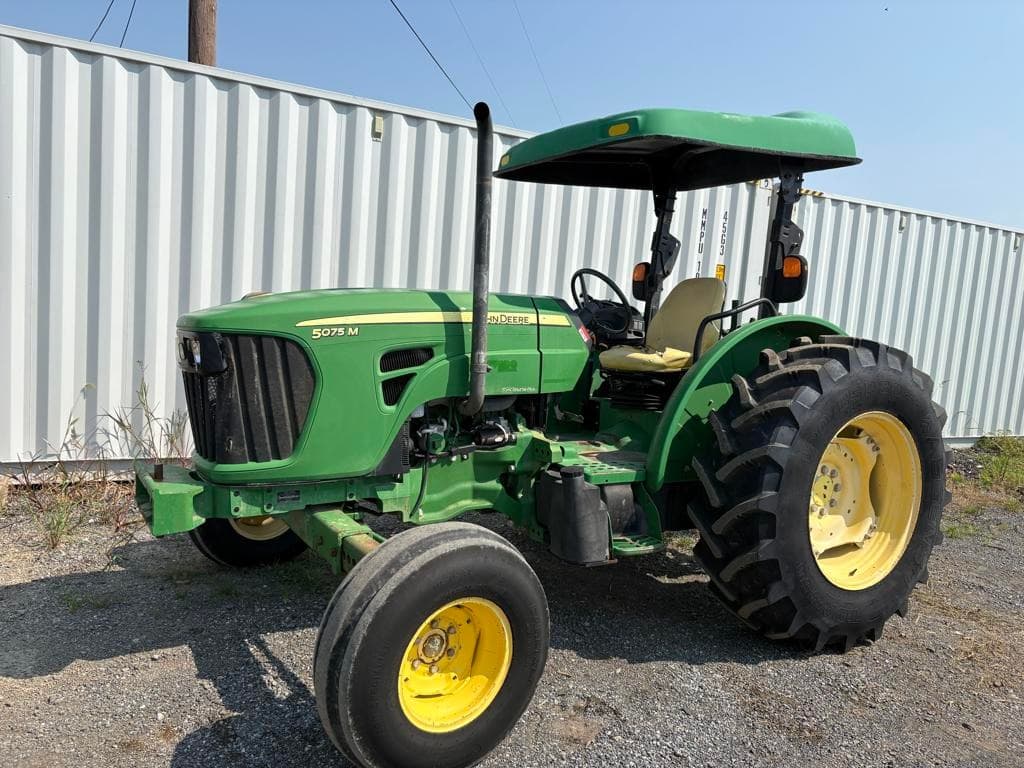 Image of John Deere 5075M Primary image