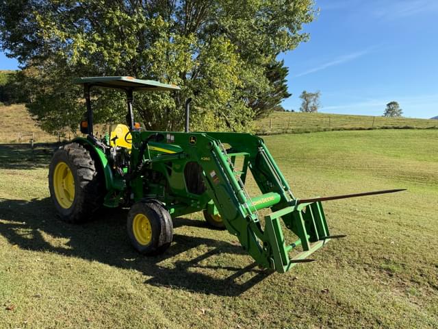 Image of John Deere 5075M equipment image 2