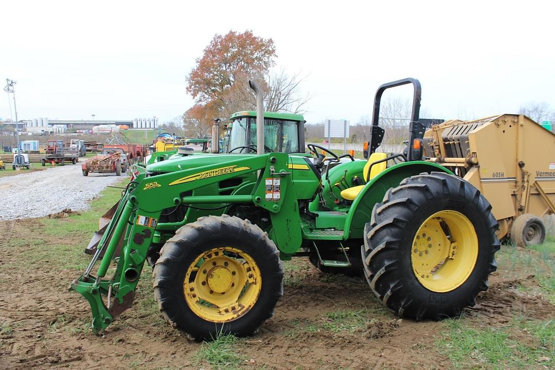 Image of John Deere 5083E Primary image