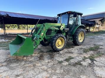 Main image John Deere 5083E