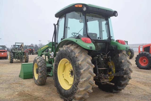 Image of John Deere 5083E equipment image 1