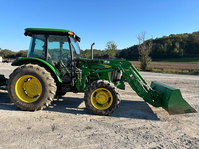 Image of John Deere 5083E equipment image 1