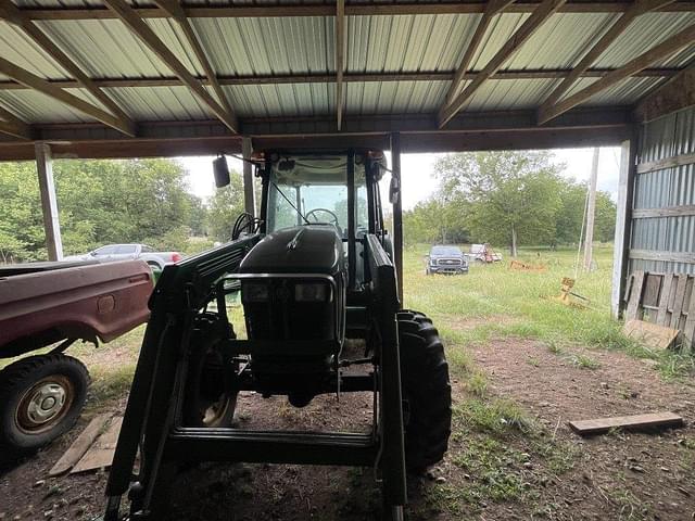 Image of John Deere 5083E equipment image 2