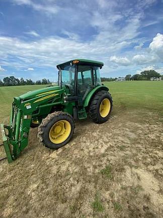 Image of John Deere 5083E equipment image 2