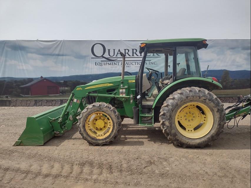 Image of John Deere 5083E Primary image