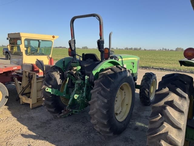 Image of John Deere 5083E equipment image 2