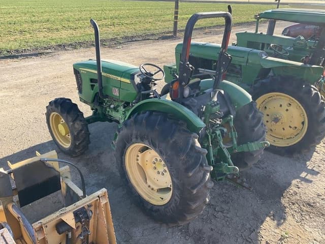 Image of John Deere 5083E equipment image 1