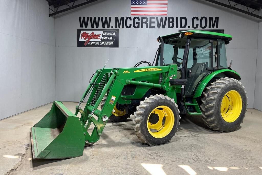 Main image John Deere 5083E