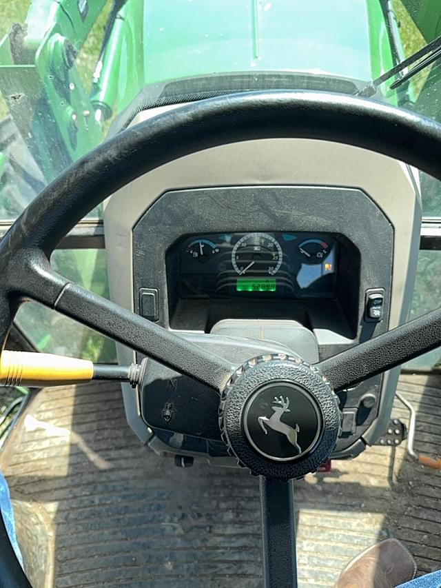 Image of John Deere 5085E equipment image 1