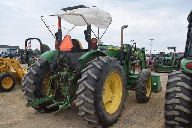 Image of John Deere 5085E equipment image 2