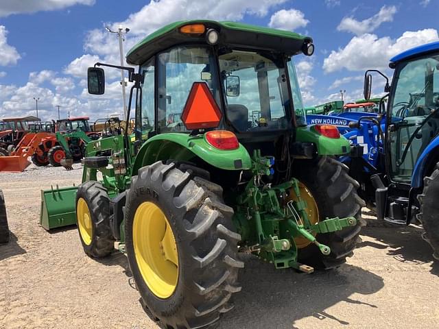 Image of John Deere 5085E equipment image 3