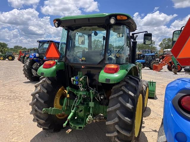 Image of John Deere 5085E equipment image 2