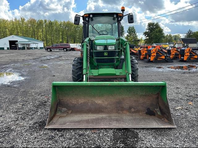 Image of John Deere 5085E equipment image 1