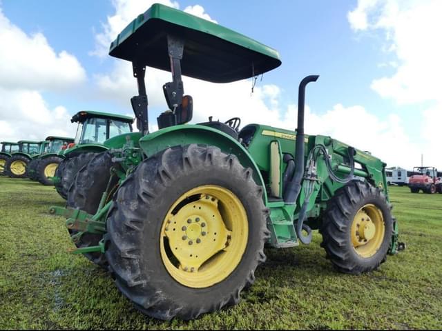 Image of John Deere 5085E equipment image 2