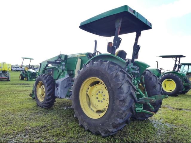Image of John Deere 5085E equipment image 3