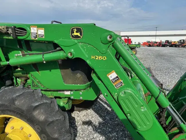 Image of John Deere 5085E equipment image 2
