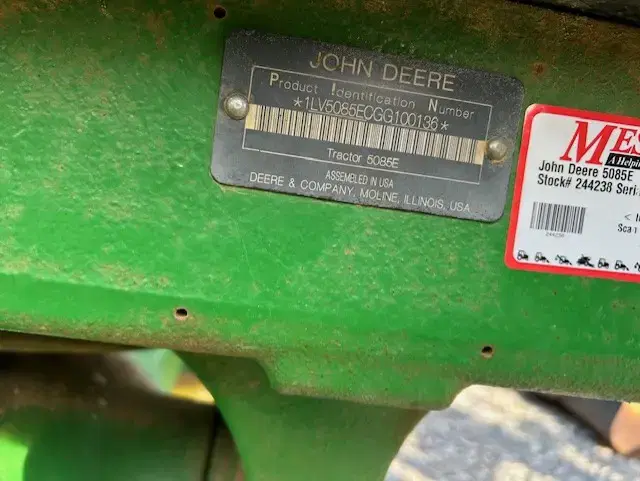 Image of John Deere 5085E equipment image 3