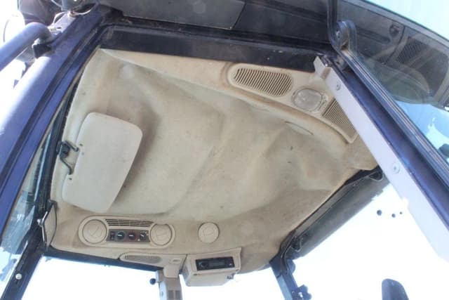 Image of John Deere 5085E equipment image 4