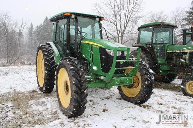 Image of John Deere 5085M equipment image 1