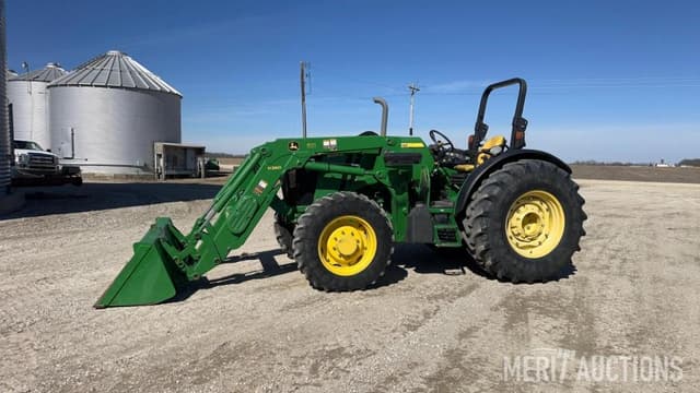 Image of John Deere 5085M equipment image 1