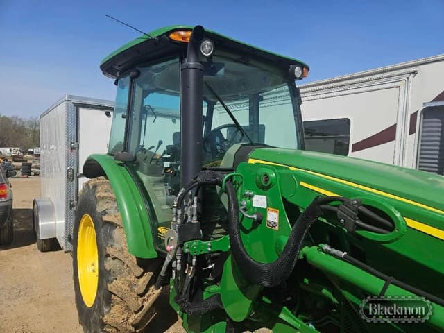 Image of John Deere 5090E equipment image 3