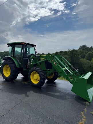 John Deere 5090E Equipment Image0