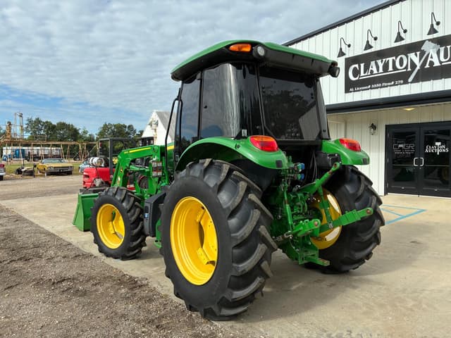 Image of John Deere 5090E equipment image 4