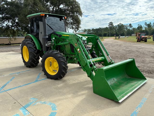 Image of John Deere 5090E equipment image 2