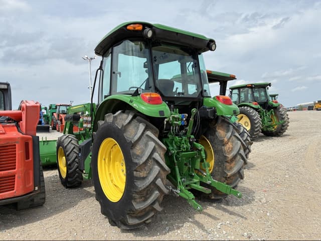 Image of John Deere 5090E equipment image 3