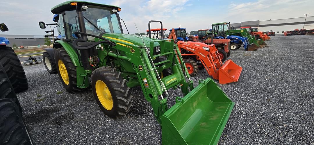 Image of John Deere 5090E Primary image