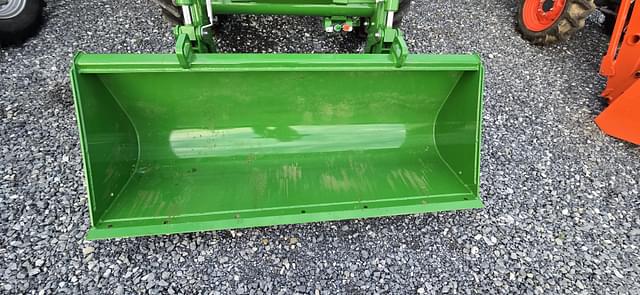 Image of John Deere 5090E equipment image 3