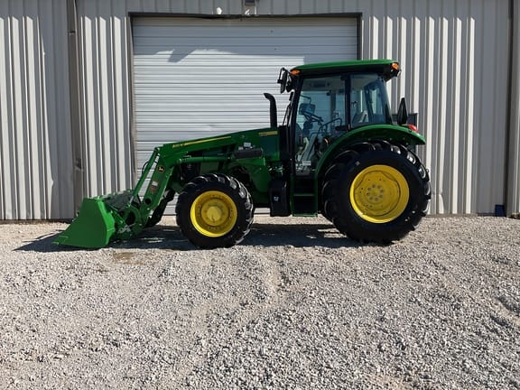 John Deere 5090E Equipment Image0