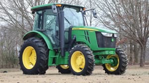 John Deere 5090E Image