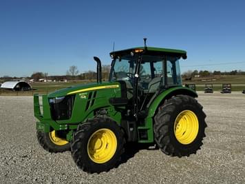 Main image John Deere 5090E