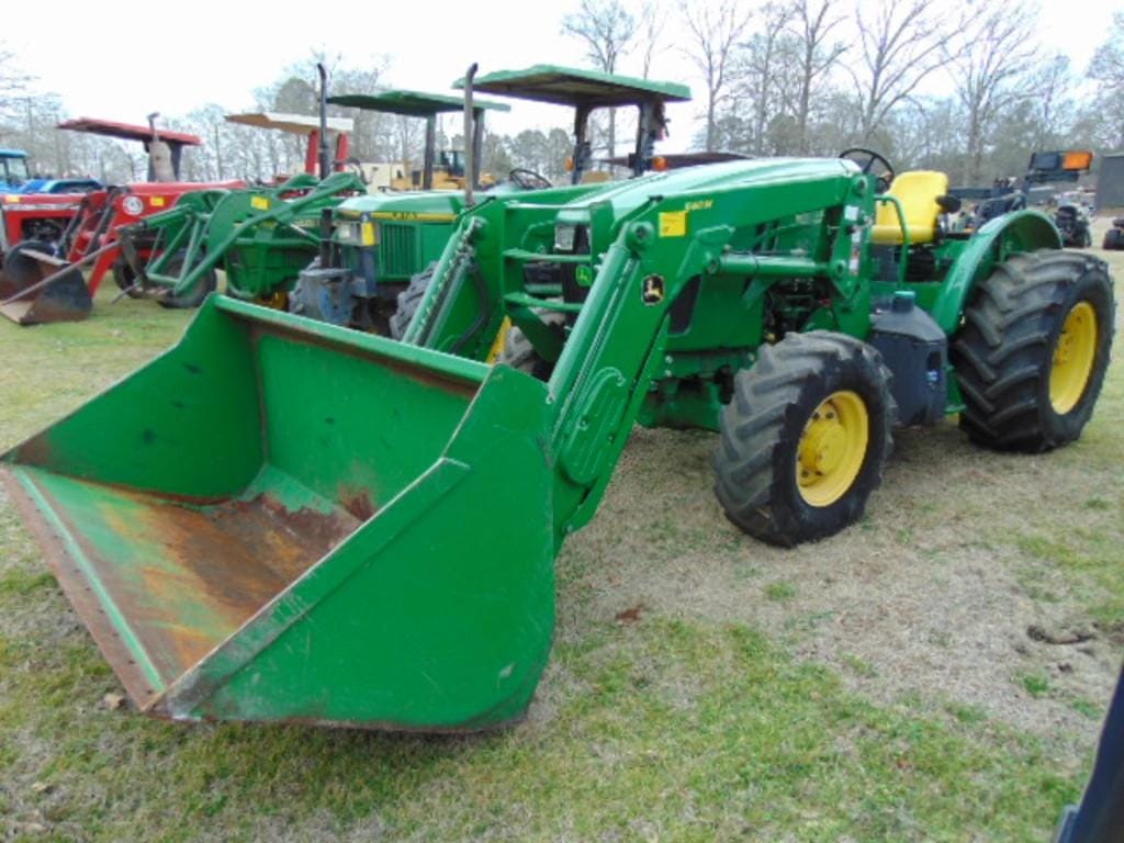 John Deere 5090EL Equipment Image0
