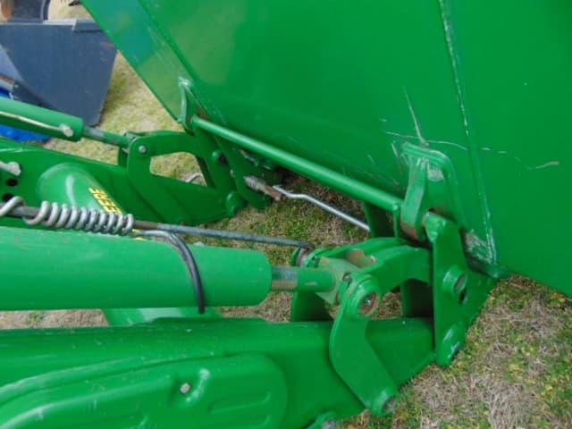 Image of John Deere 5090EL equipment image 4