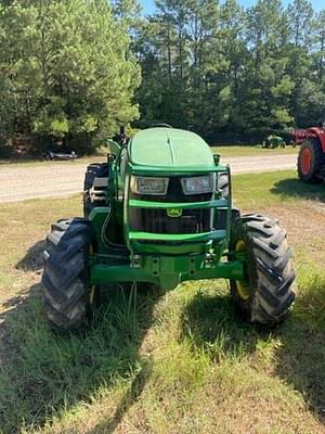 2018 John Deere 5090EL Image