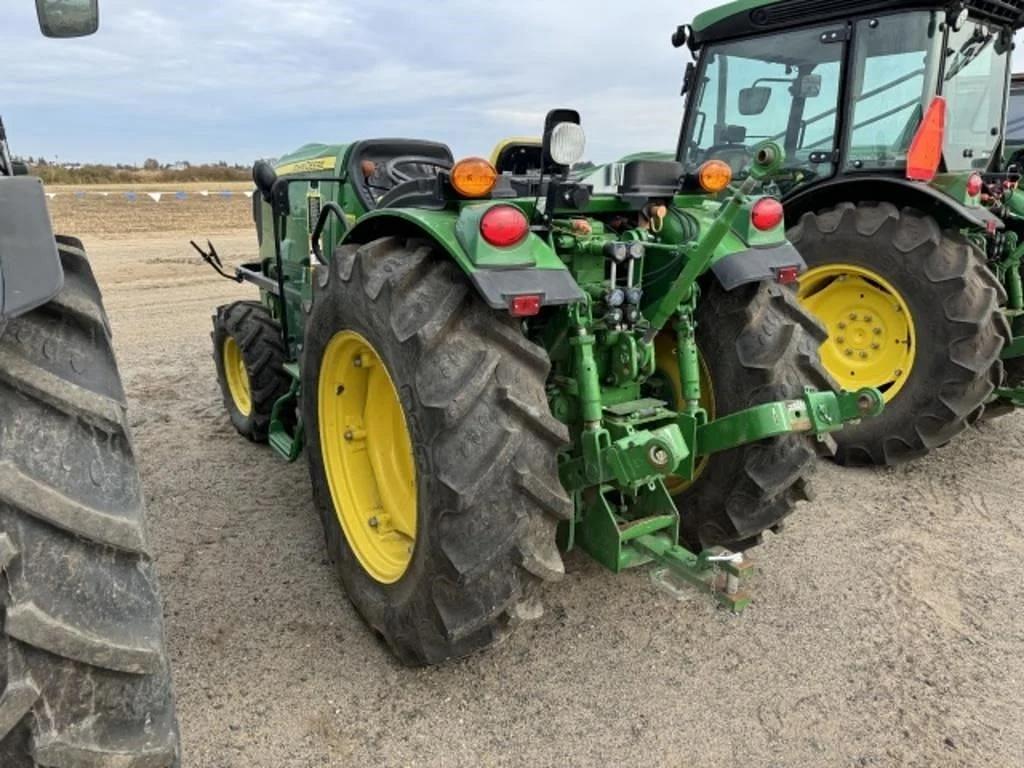 Image of John Deere 5090GN Image 1