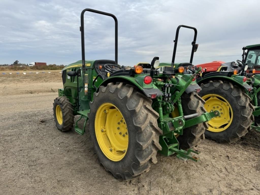 Image of John Deere 5090GN Image 1