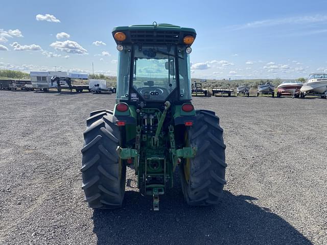 Image of John Deere 5090GV equipment image 3