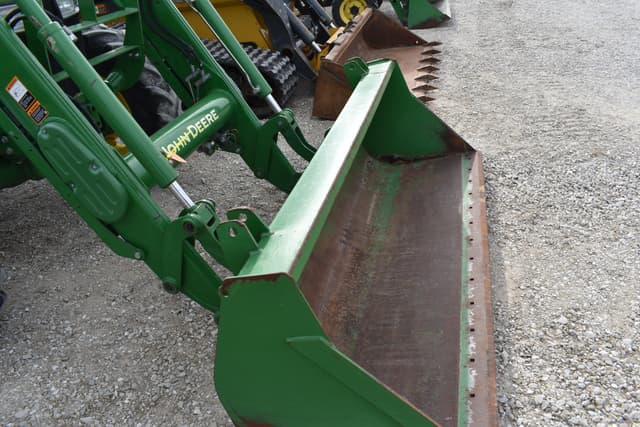 Image of John Deere 5090M equipment image 4