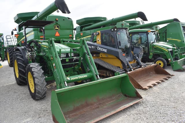 Image of John Deere 5090M equipment image 2