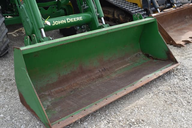 Image of John Deere 5090M equipment image 3
