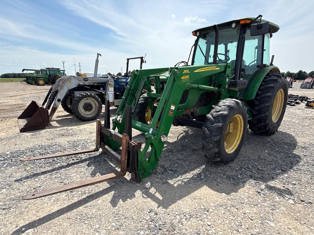 Image of John Deere 5093E Primary image