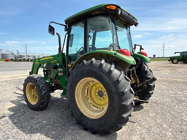 Image of John Deere 5093E equipment image 4