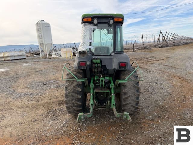 Image of John Deere 5093EN equipment image 3