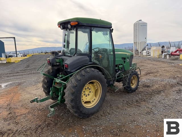 Image of John Deere 5093EN equipment image 4