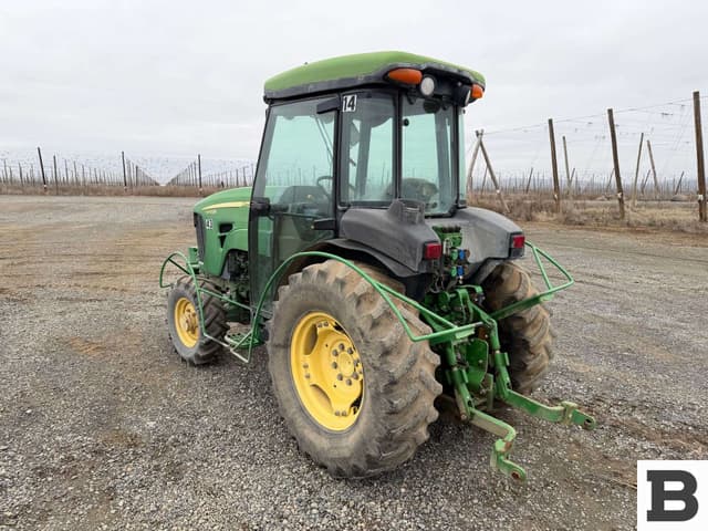 Image of John Deere 5093EN equipment image 4